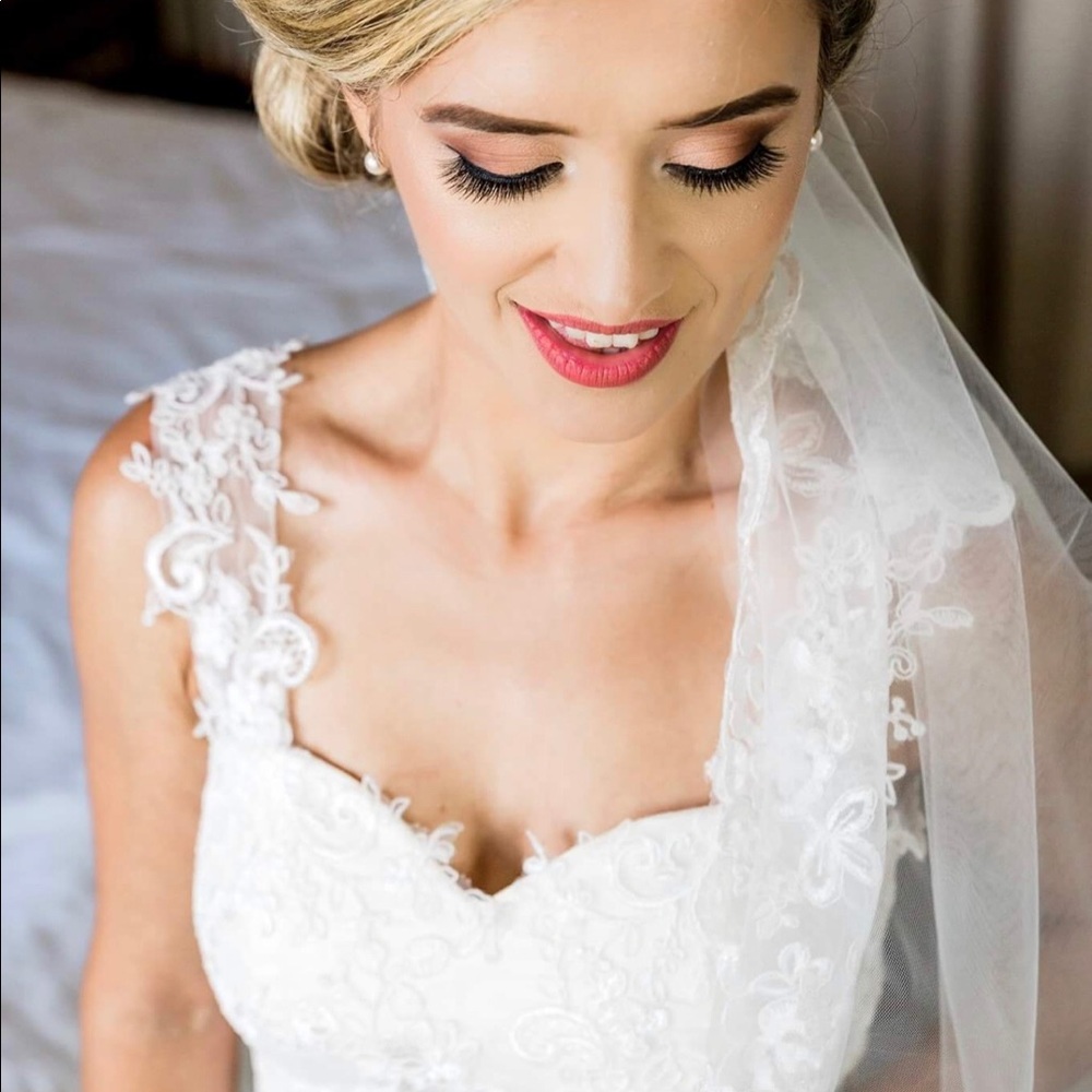 Meet your Posher, Aida